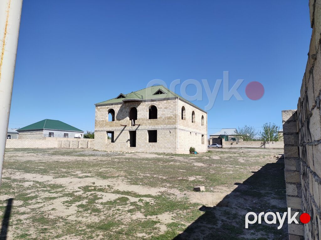 Salam satlir ev qoşa daşla ikinci mertbsne kim ev 12 sotdan ibaret ev — Ev, villa, Bərdə (4)
