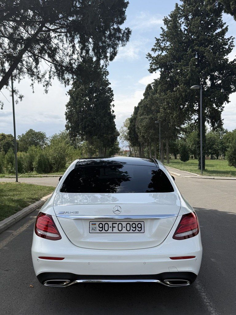 Mercedes E 300, 2.0 L, 2019 il, 110 000 km — Avtomobillər, Gəncə (2)