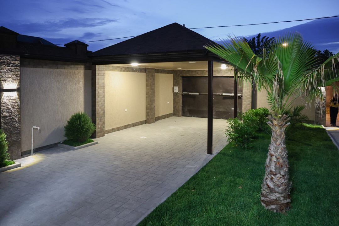 Satılır 4 otaqlı həyət evi/bağ evi 200 m² — Ev, villa, Bakı (3)