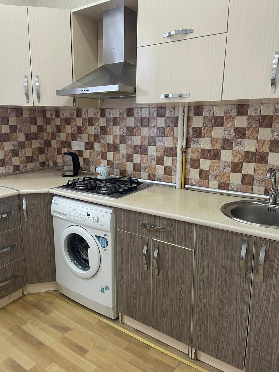 Satılır 2 otaqlı köhnə tikili 55 m² — Mənzil, Bakı (7)