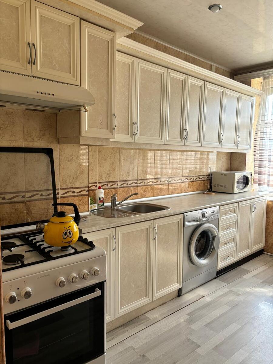 İcarəyə verilir 3 otaqlı köhnə tikili 90 m² — Mənzil, Bakı (6)