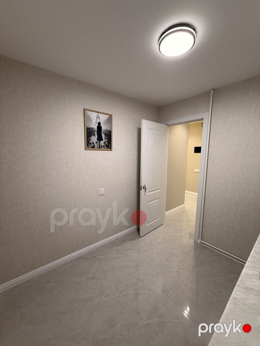 Satılır 2 otaqlı köhnə tikili 47 m² — Mənzil, Bakı (5)