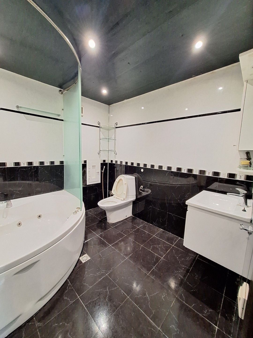 İcarəyə verilir 2 otaqlı yeni tikili 100 m² — Mənzil, Bakı (7)