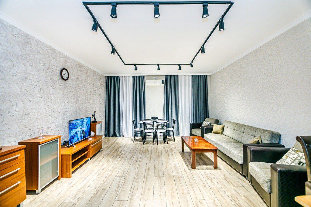 İcarəyə verilir 4 otaqlı köhnə tikili 165 m² — Mənzil, Bakı