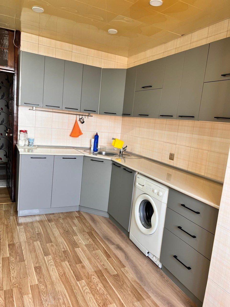 Satılır 5 otaqlı köhnə tikili 110 m² — Mənzil, Bakı (3)