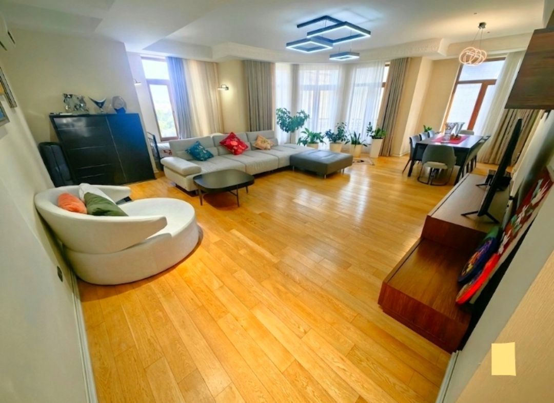 Satılır 4 otaqlı yeni tikili 205 m² — Mənzil, Bakı (5)