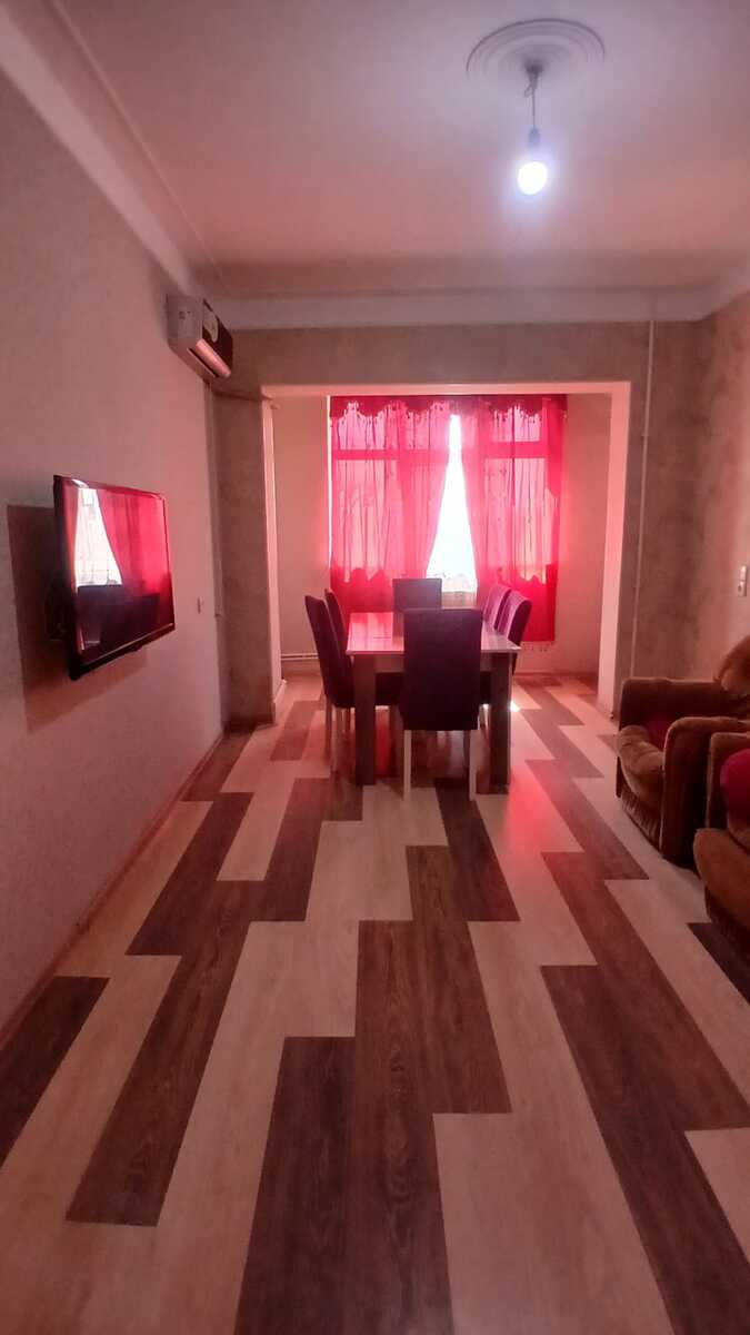 İcarəyə verilir 6 otaqlı köhnə tikili 100 m² — Mənzil, Bakı (3)