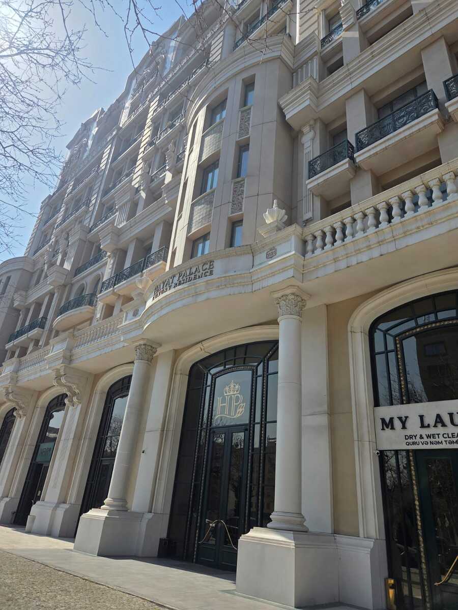 Satılır 4 otaqlı yeni tikili 350 m² — Mənzil, Bakı