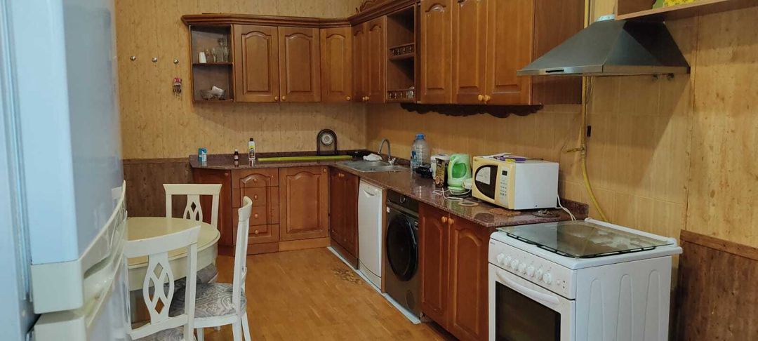 İcarəyə verilir 4 otaqlı yeni tikili 220 m² — Mənzil, Bakı (8)