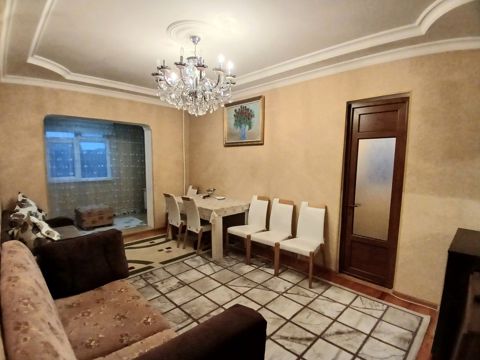 Satılır 3 otaqlı köhnə tikili 70 m² — Bakı