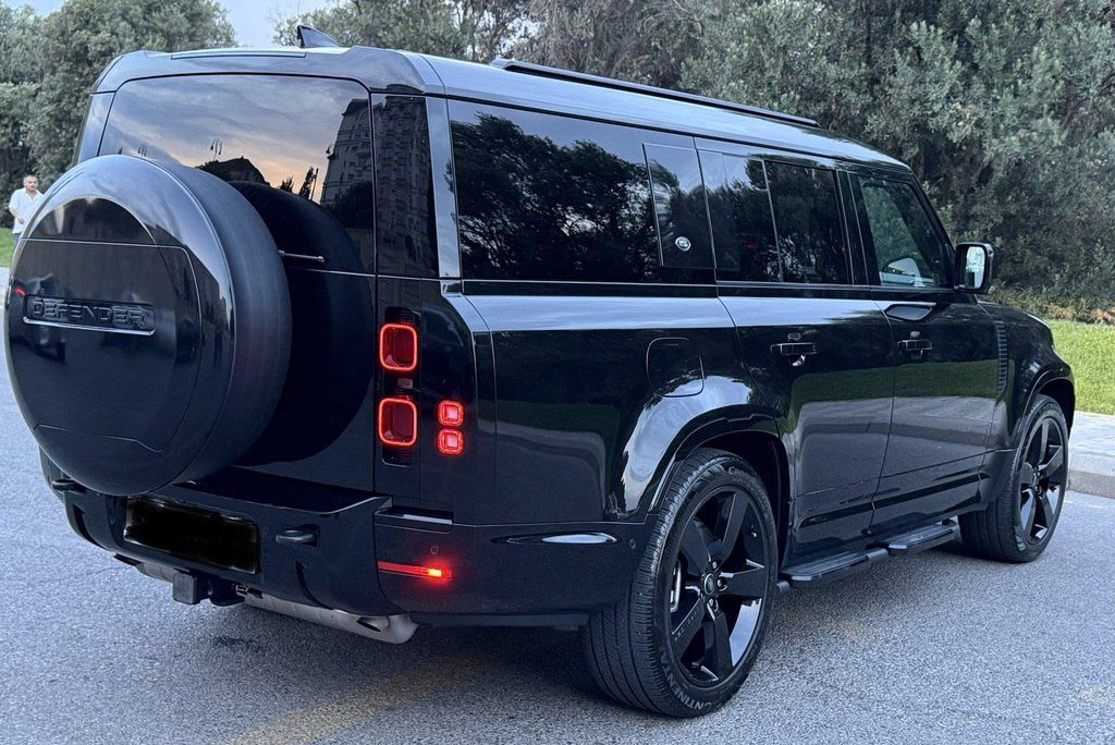 Land Rover Defender, 3.0 L, 2024 il, 24 000 km — Avtomobillər, Bakı (6)