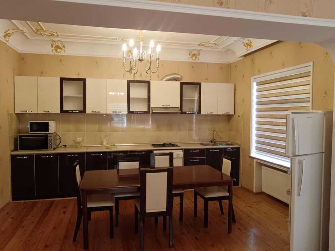 Satılır 8 otaqlı həyət evi/bağ evi 280 m² — Ev, villa, Bakı (5)