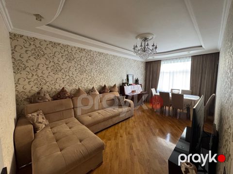 Satılır 2 otaqlı köhnə tikili 70 m²