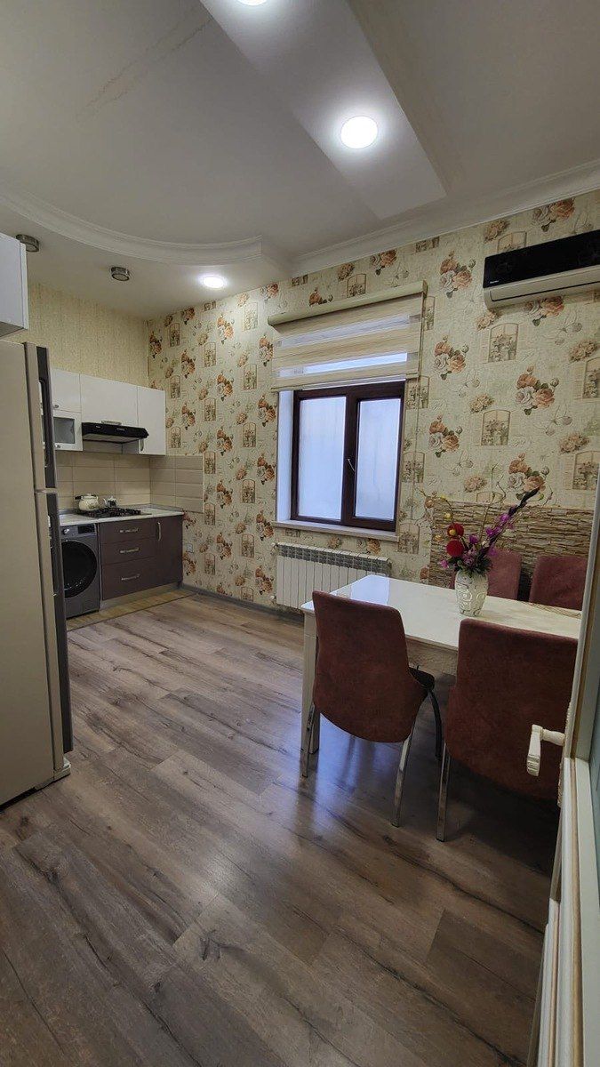 İcarəyə verilir 6 otaqlı həyət evi/bağ evi 300 m² — Ev, villa, Bakı (4)