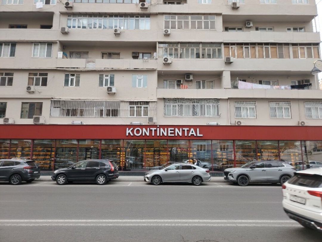Satılır 4 otaqlı yeni tikili 224 m² — Mənzil, Bakı (2)