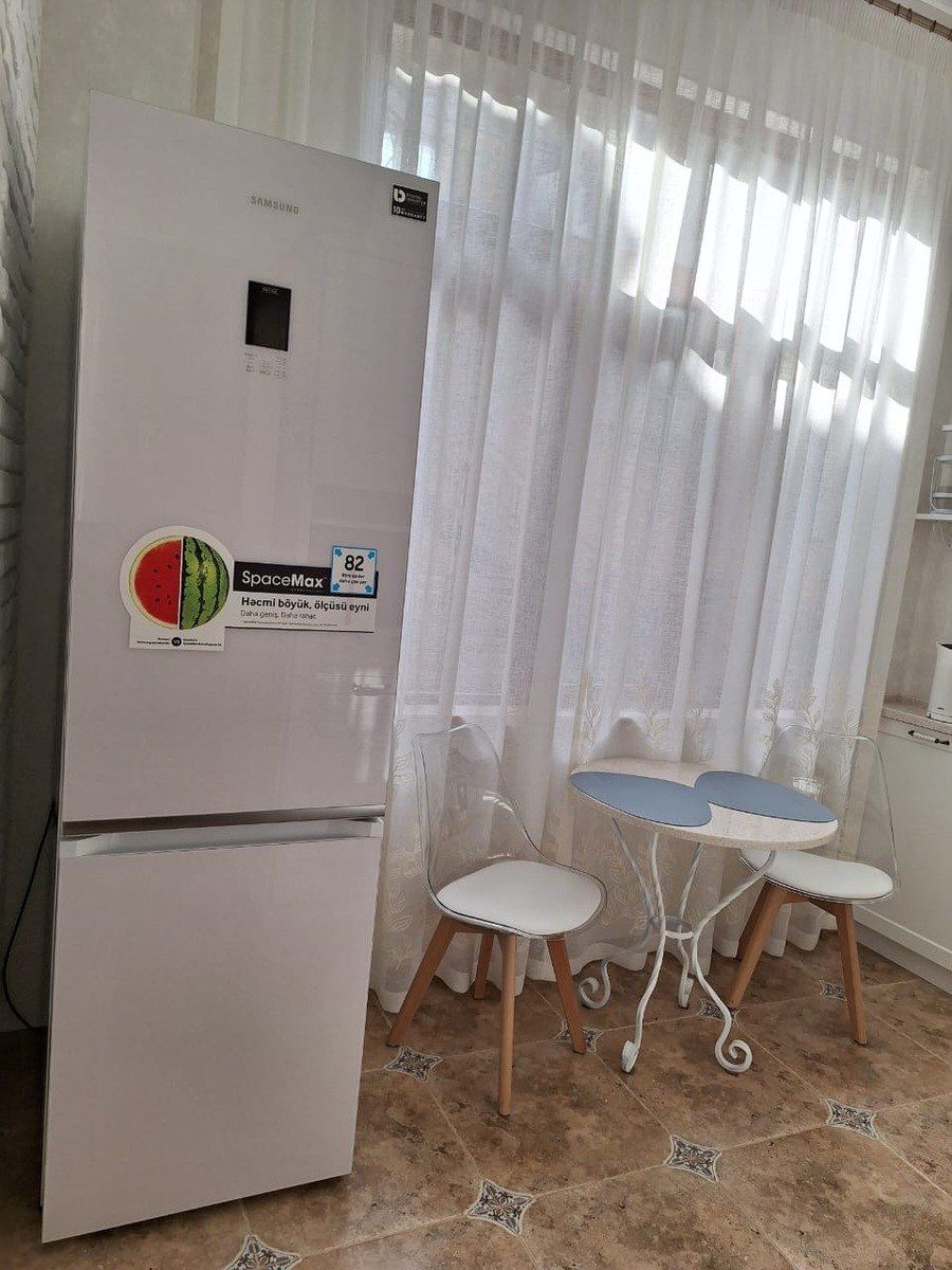 İcarəyə verilir 2 otaqlı köhnə tikili 75 m² — Mənzil, Bakı (11)