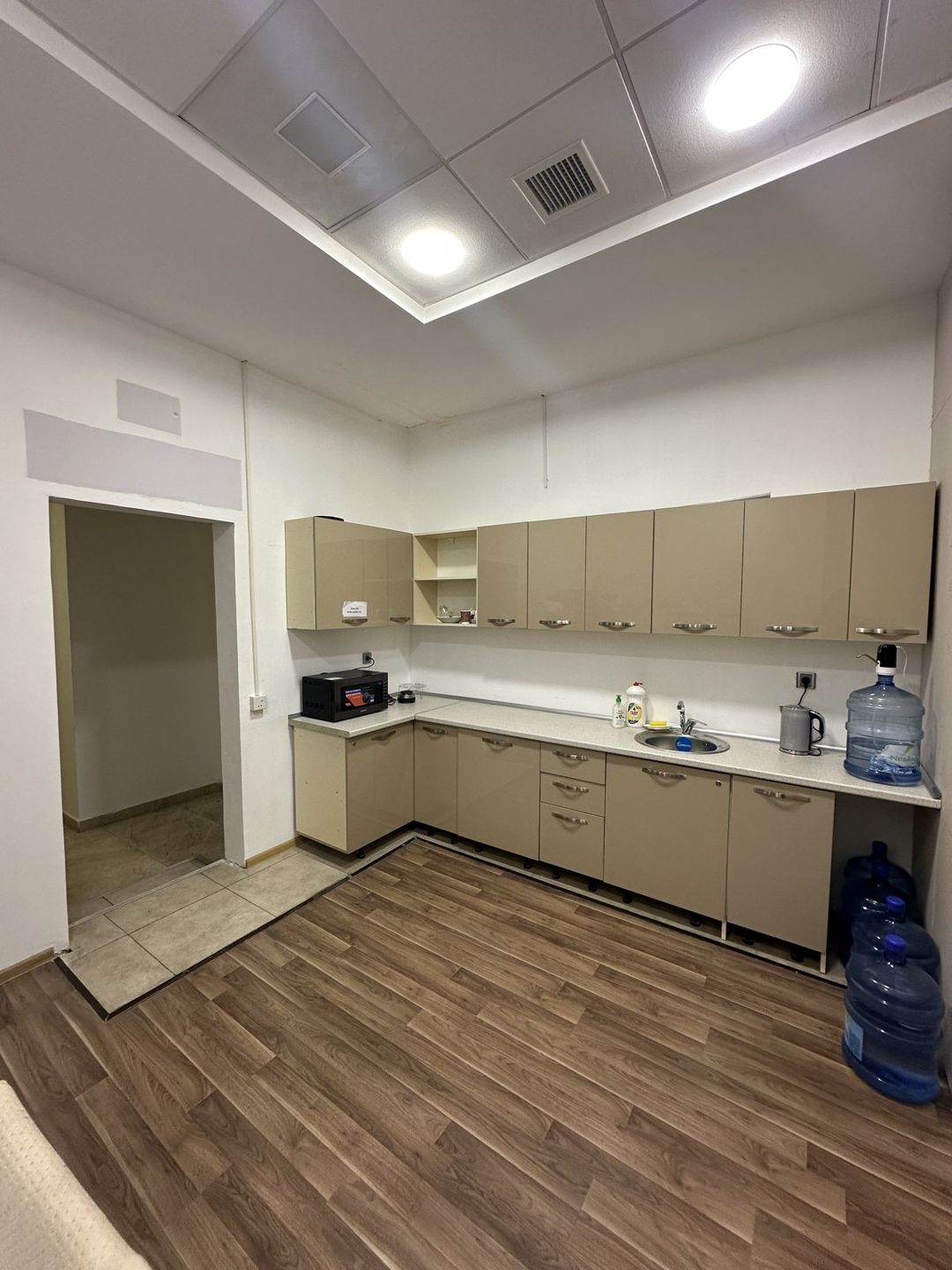 İcarəyə verilir 1 otaqlı ofis 45 m² — Ofis, Bakı (7)
