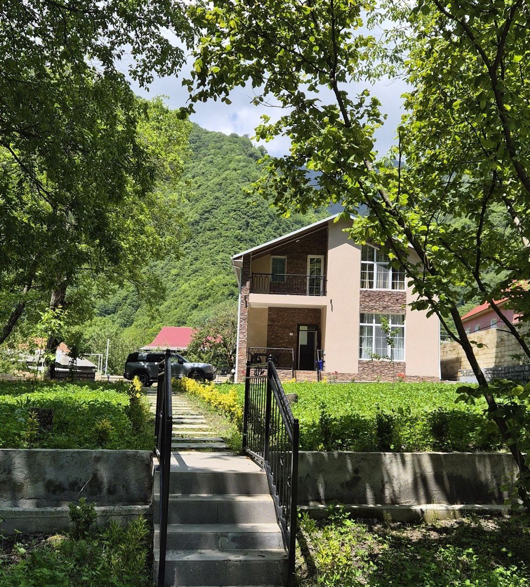 İcarəyə verilir 4 otaqlı həyət evi/bağ evi 150 m² — Ev, villa, Qax (2)