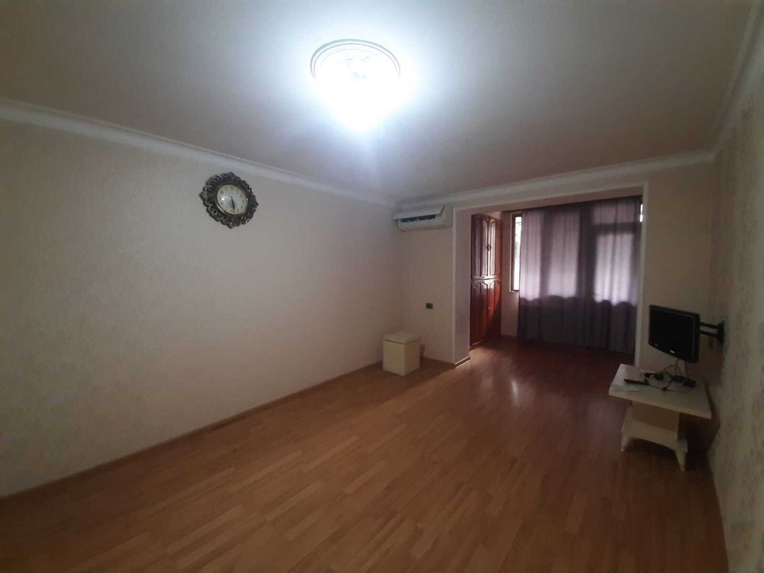 Satılır 2 otaqlı köhnə tikili 45 m² — Mənzil, Bakı (2)