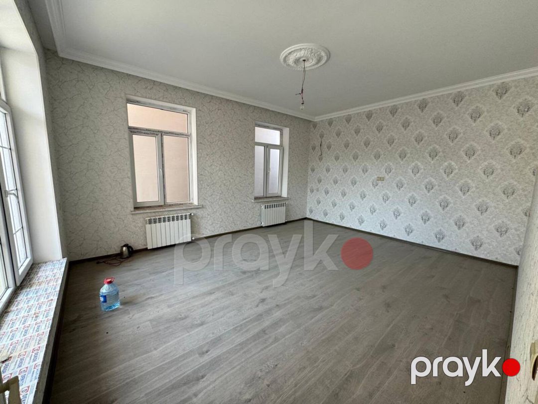 Satılır 5 otaqlı həyət evi/bağ evi 180 m² — Ev, villa, Bakı (2)