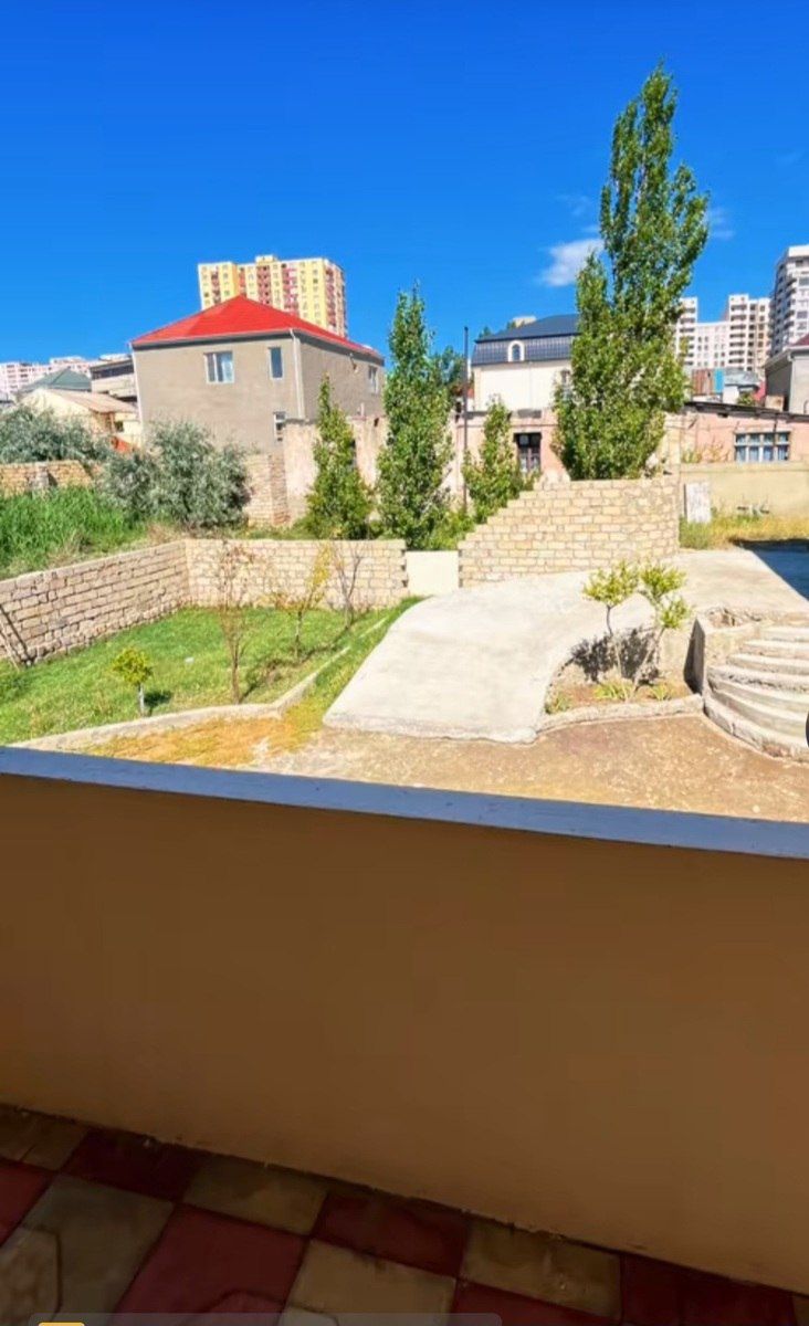 Satılır 3 otaqlı həyət evi/bağ evi 200 m² — Ev, villa, Bakı (4)