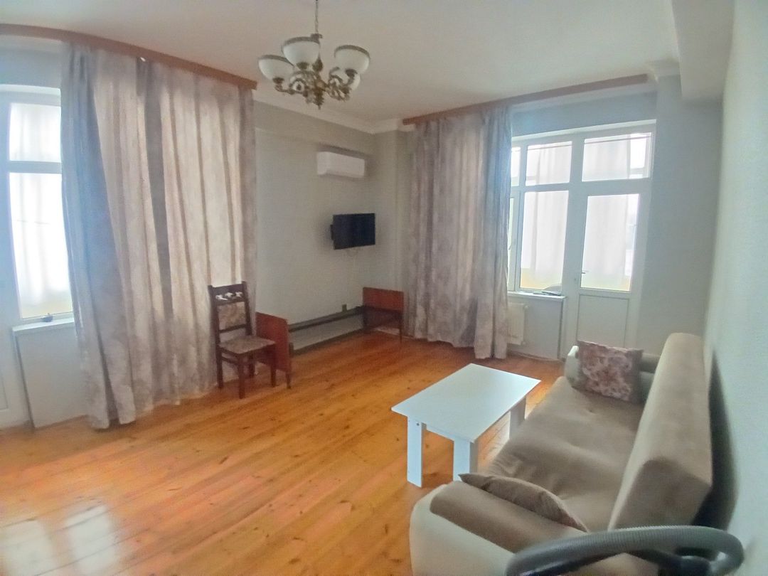İcarəyə verilir 2 otaqlı yeni tikili 77 m² — Mənzil, Bakı (6)