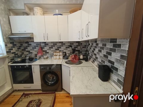 Satılır 1 otaqlı köhnə tikili 43 m²