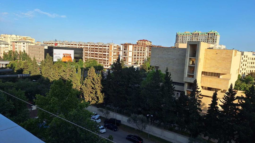 Satılır 3 otaqlı yeni tikili 130 m² — Mənzil, Bakı (2)