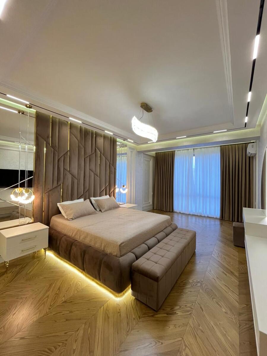 Satılır 4 otaqlı yeni tikili 233 m² — Mənzil, Bakı (11)