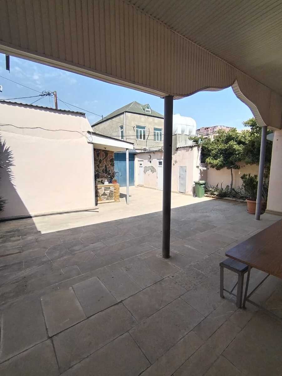Satılır 5 otaqlı həyət evi/bağ evi 200 m² — Ev, villa, Bakı (4)