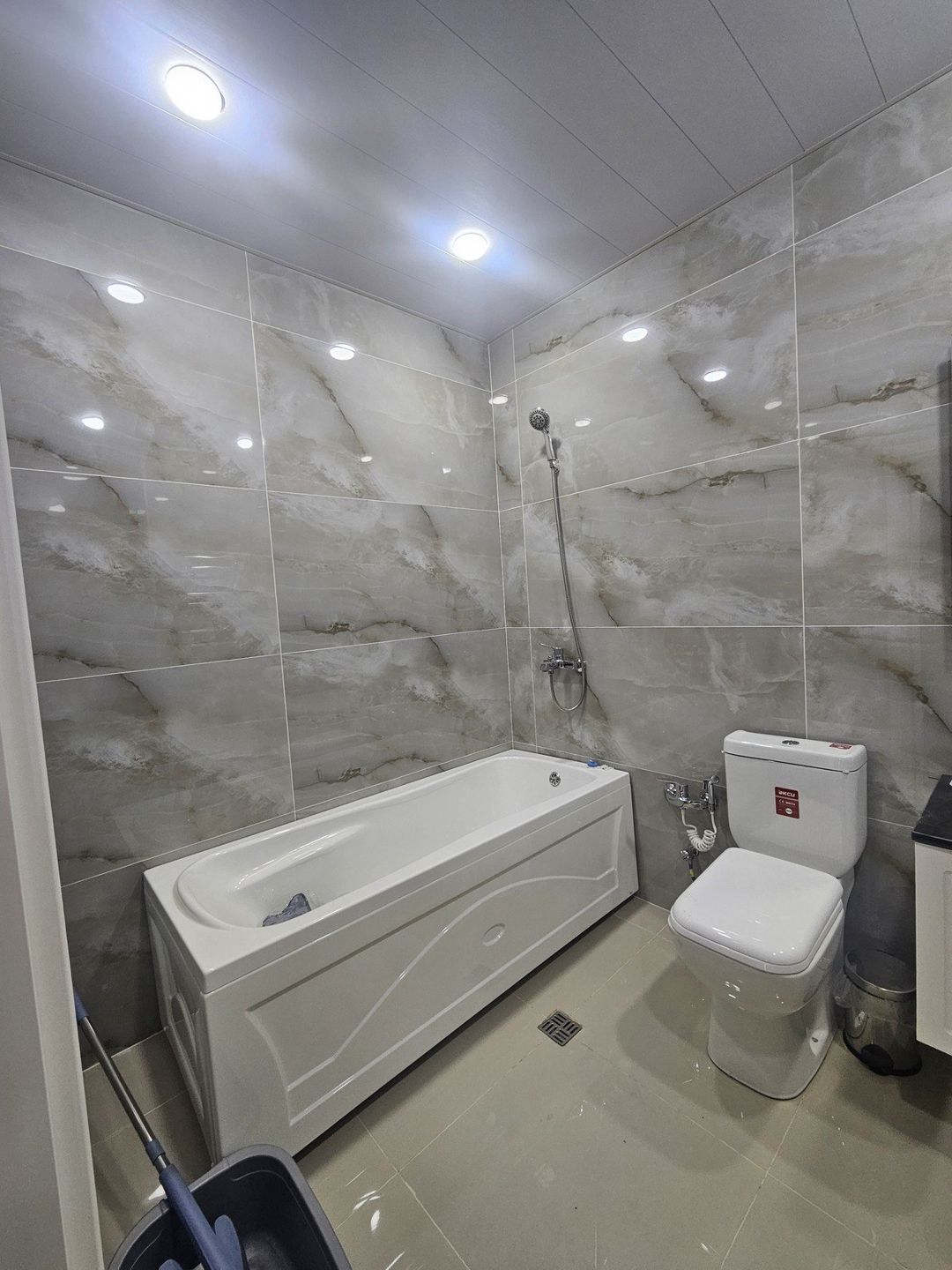 Satılır 3 otaqlı köhnə tikili 92 m² — Mənzil, Bakı (9)
