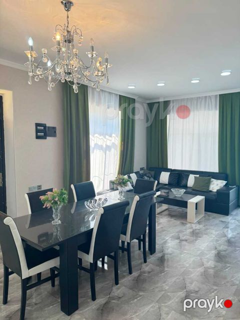 Satılır 4 otaqlı həyət evi/bağ evi 120 m²