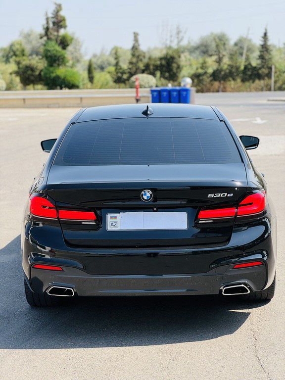 BMW 530e, 2.0 L, 12 kWh, 2017 il, 171 000 km — Avtomobillər, Beyləqan (8)