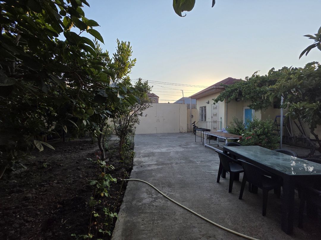 Satılır 3 otaqlı həyət evi/bağ evi 160 m² — Ev, villa, Bakı (4)
