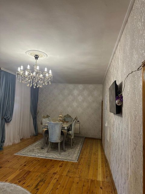 Satılır 4 otaqlı həyət evi/bağ evi 110 m² — Bakı
