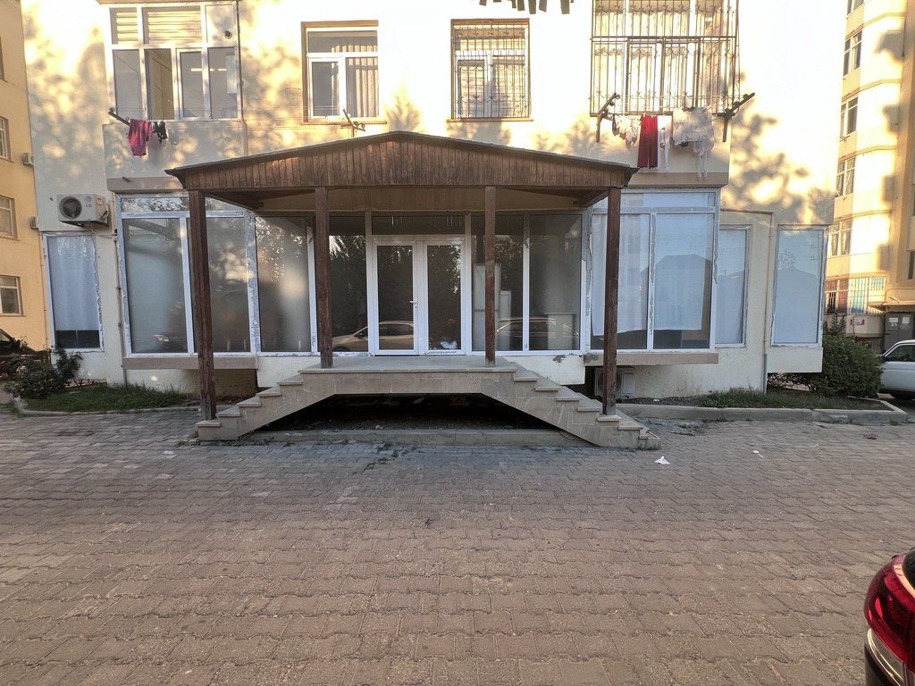 İcarəyə verilir obyekt 130 m² — Əmlak, Bakı