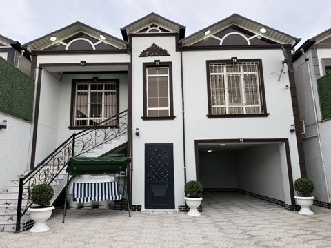 Satılır 6 otaqlı həyət evi/bağ evi 240 m² — Bakı