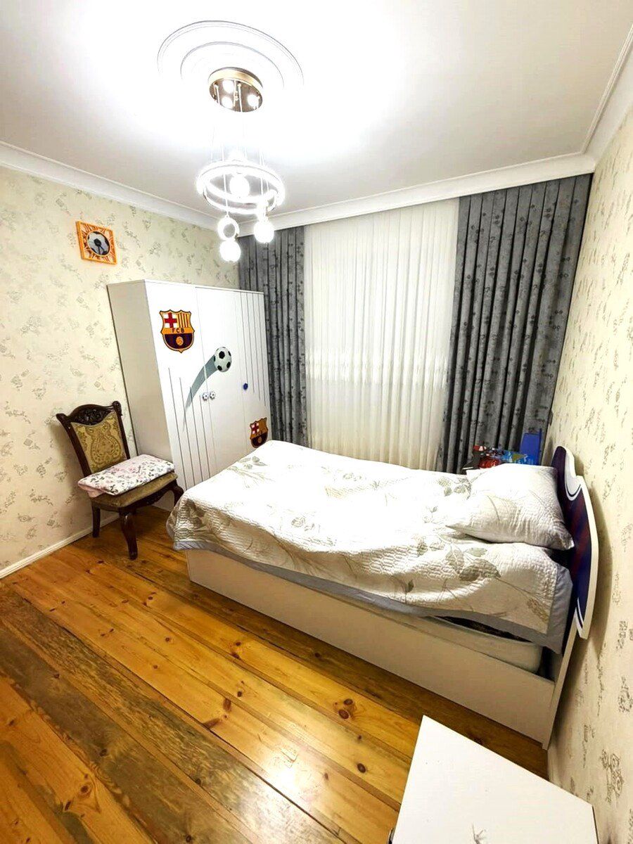 Satılır 4 otaqlı köhnə tikili 92 m² — Mənzil, Bakı (10)