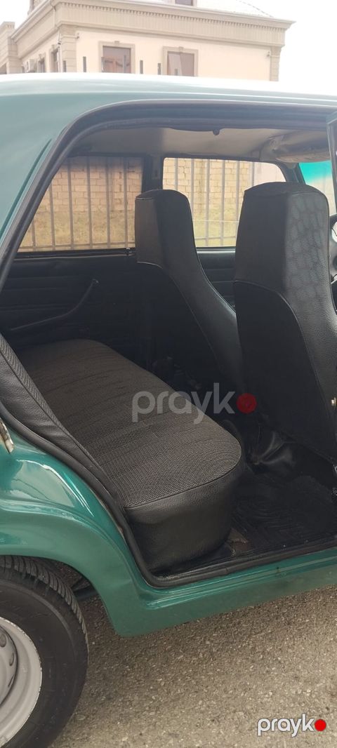 VAZ (Lada) 2107: 0.5 l 2005 il Sedan — Biləsuvar