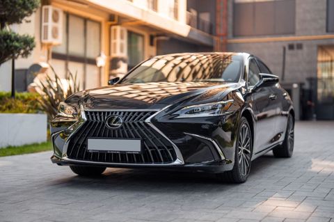 Lexus ES 300h, 2.5 L, 1.3 kWh, 2023 il, 19 000 km — Bakı