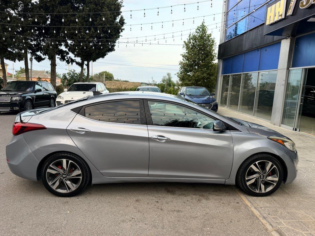 Hyundai Elantra, 1.8 L, 2015 il, 317 641 km — Avtomobillər, Bakı (3)