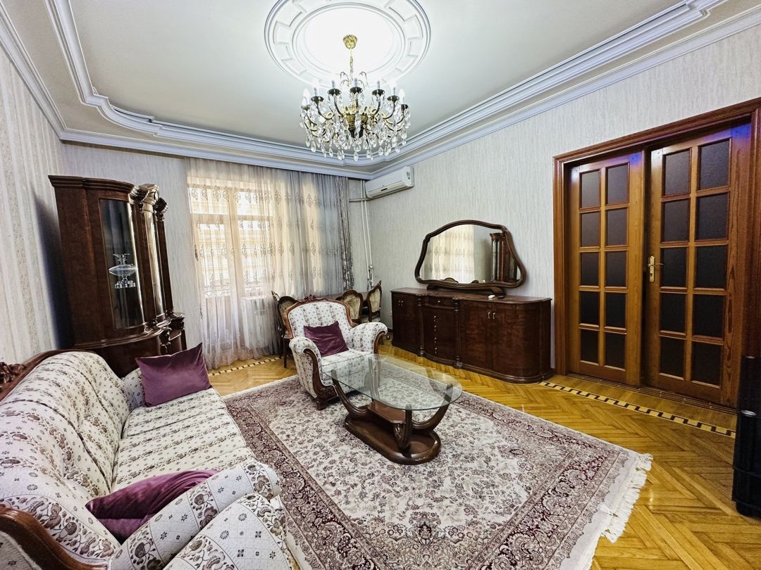 İcarəyə verilir 4 otaqlı köhnə tikili 120 m² — Mənzil, Bakı (5)