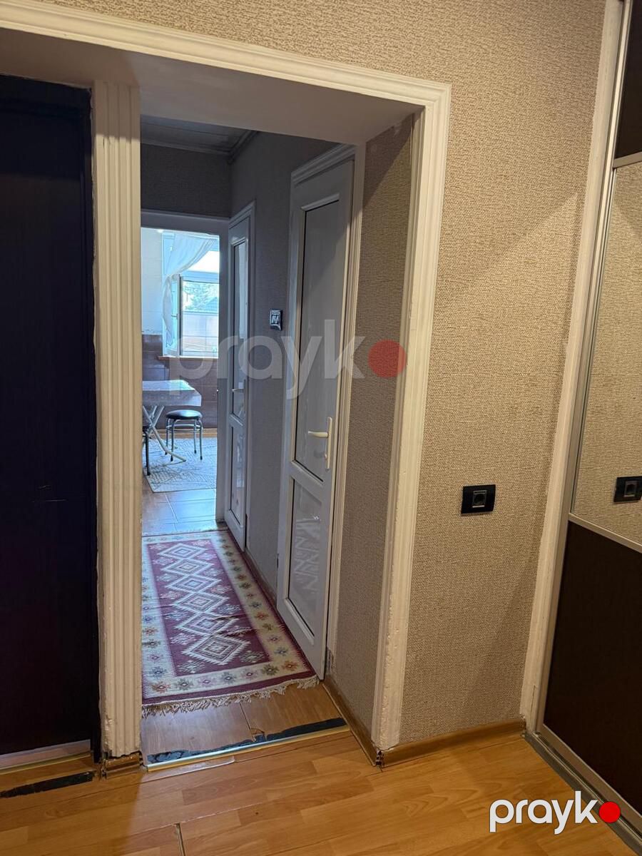 Satılır 2 otaqlı köhnə tikili 50 m² — Mənzil, Bakı (3)