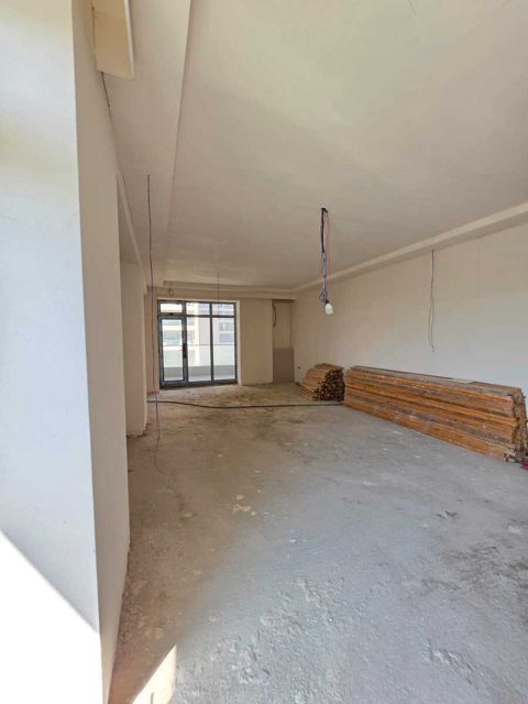 Satılır 5 otaqlı yeni tikili 255 m² — Bakı