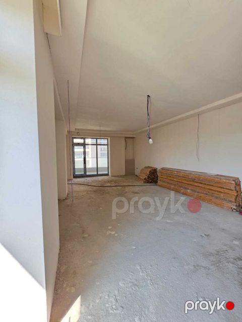 Satılır 5 otaqlı yeni tikili 255 m²