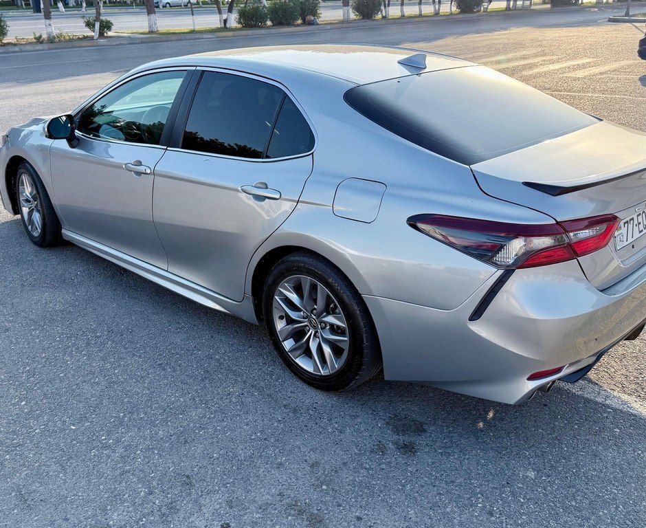 Toyota Camry, 2.5 L, 1.6 kWh, 2020 il, 98 957 km — Avtomobillər, Bakı (4)