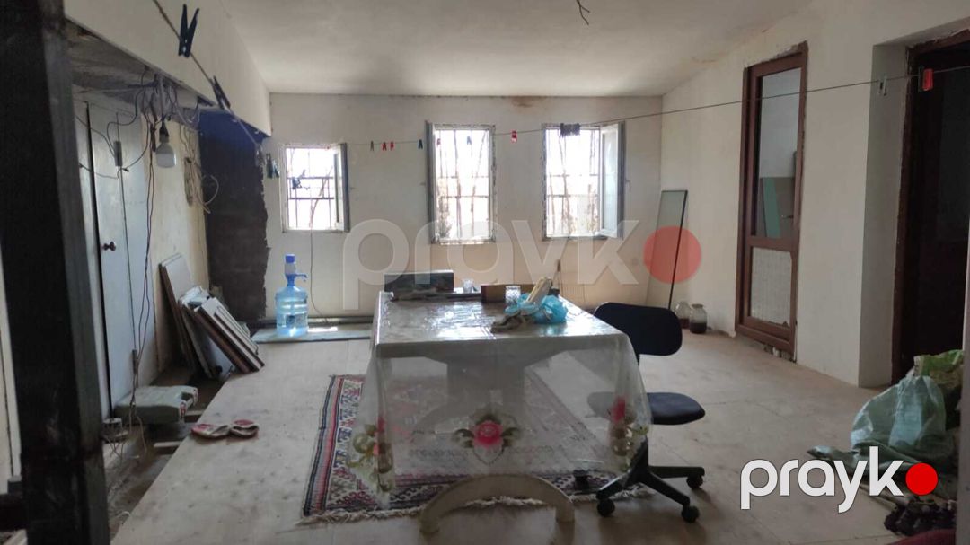 Satılır 8 otaqlı köhnə tikili 200 m² — Mənzil, Bakı (5)