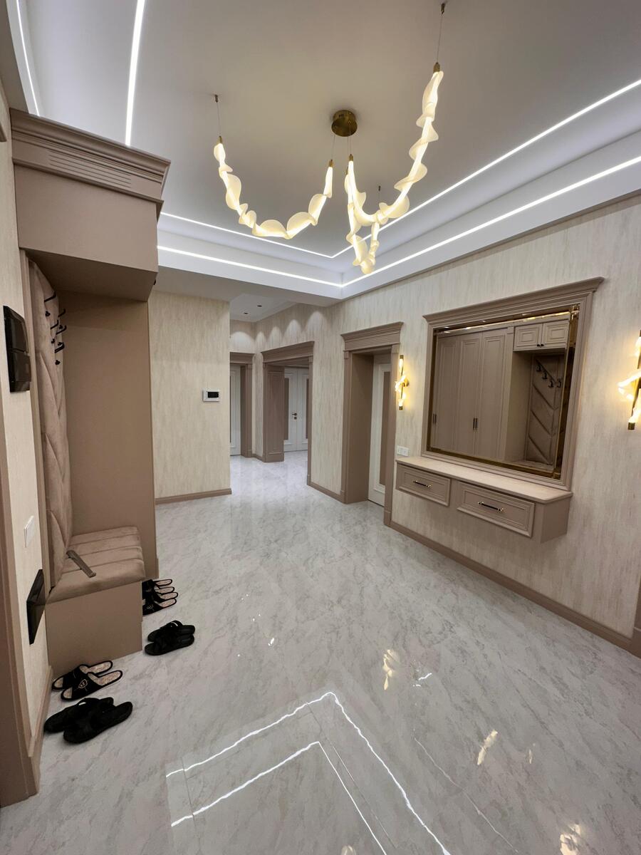 Satılır 4 otaqlı yeni tikili 195 m² — Mənzil, Bakı (2)