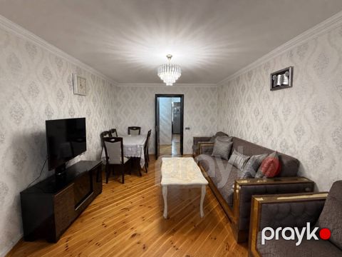 Satılır 3 otaqlı köhnə tikili 75 m²