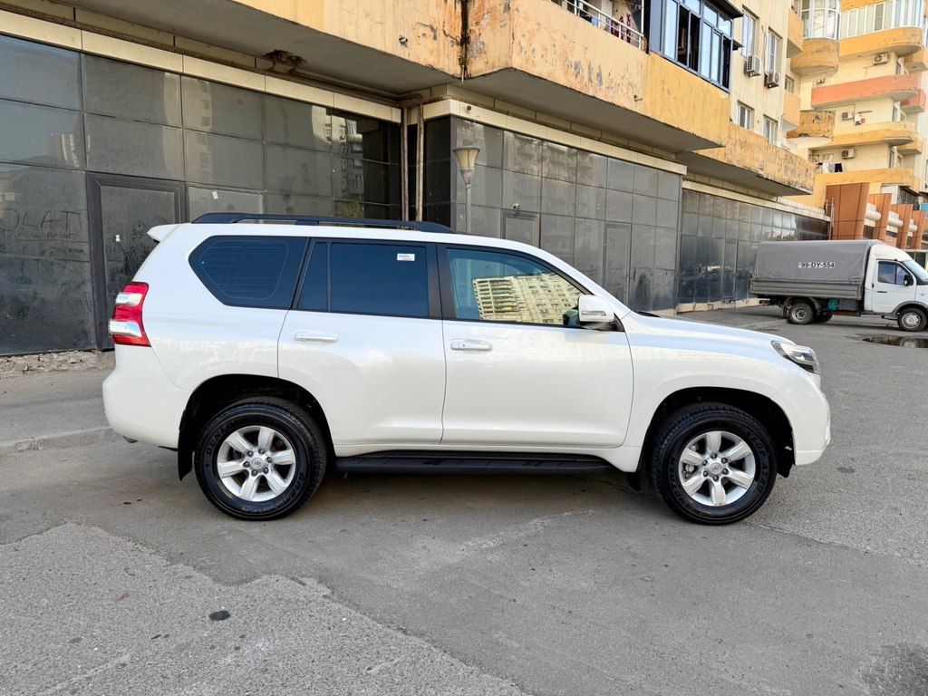 Toyota Land Cruiser Prado, 2.7 L, 2016 il, 165 000 km — Avtomobillər, Bakı (6)
